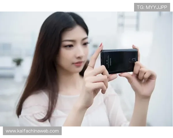 凯发手机拍照功能全面升级，拍出更清晰更专业的照片